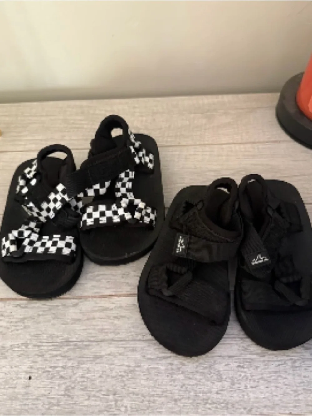 Kids Black Checkerboard and Solid Strap Sandal Set